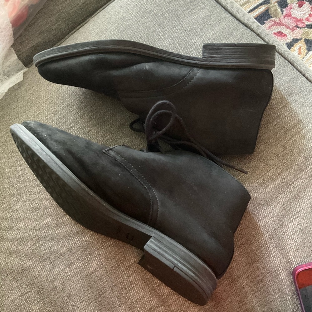 Hush Puppies Black booties